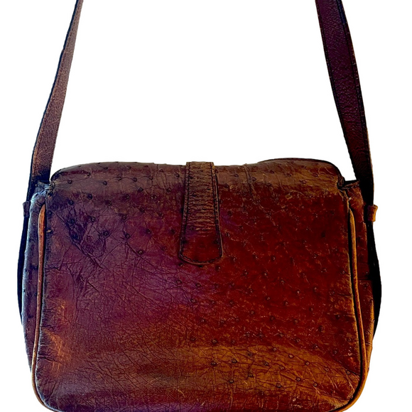 CELINE Ostrich Skin Crossbody Flap Top Purse With Adjustable Strap & Gold Clasp - Picture 3 of 8